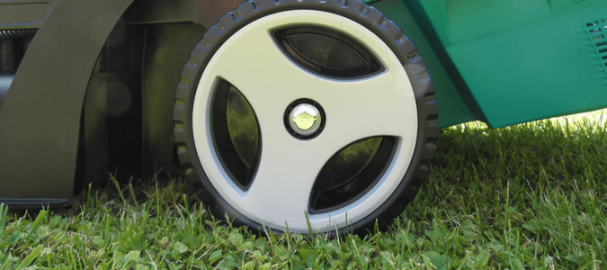 Lawn mowing tips and tricks